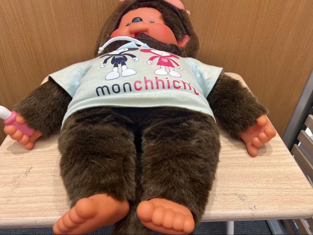 【希少・ビッグサイズ】モンチッチ おサル帽子付きぬいぐるみ Monchhichi