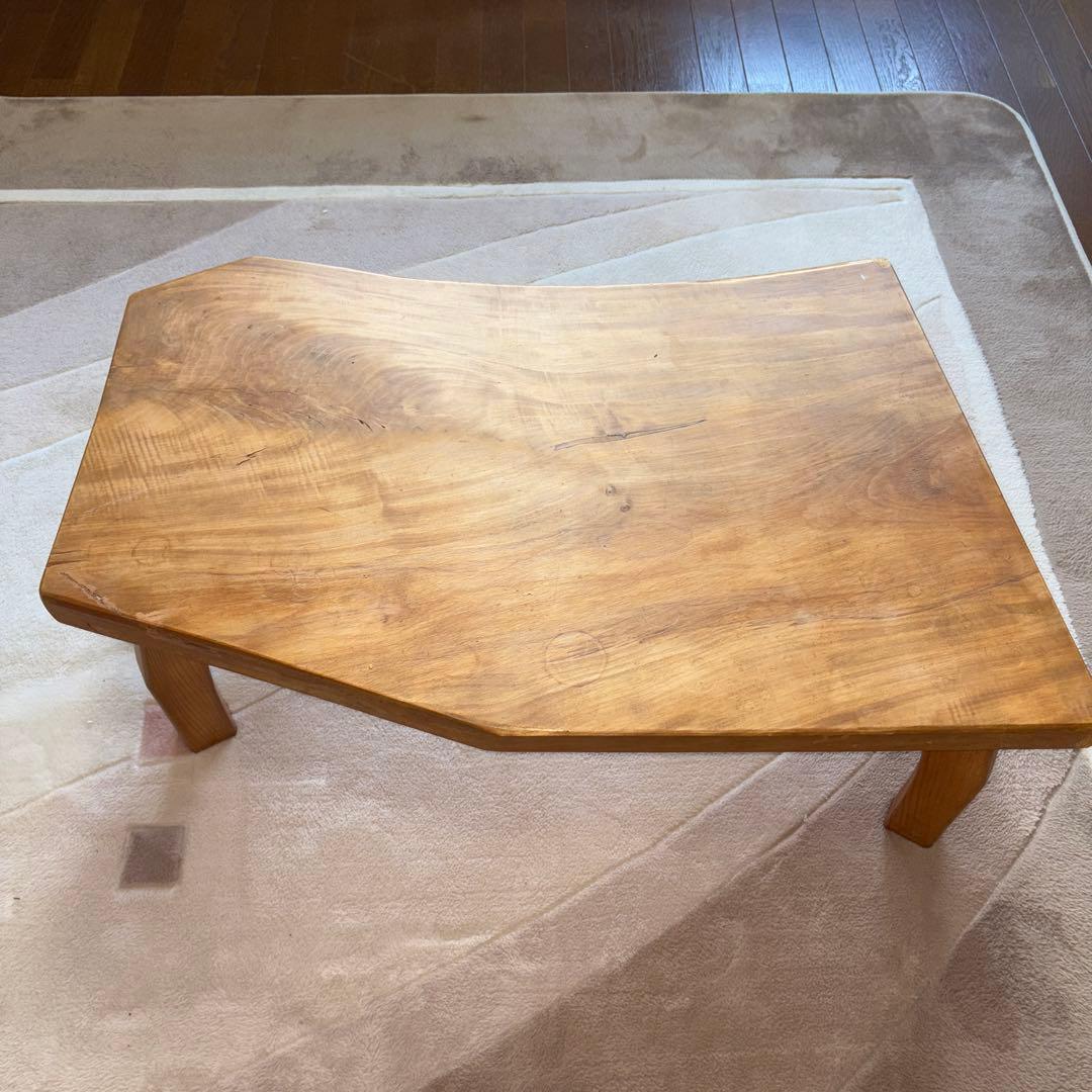 更に値下げ❗️ 天然木製 コーヒーテーブル （不規則形状）