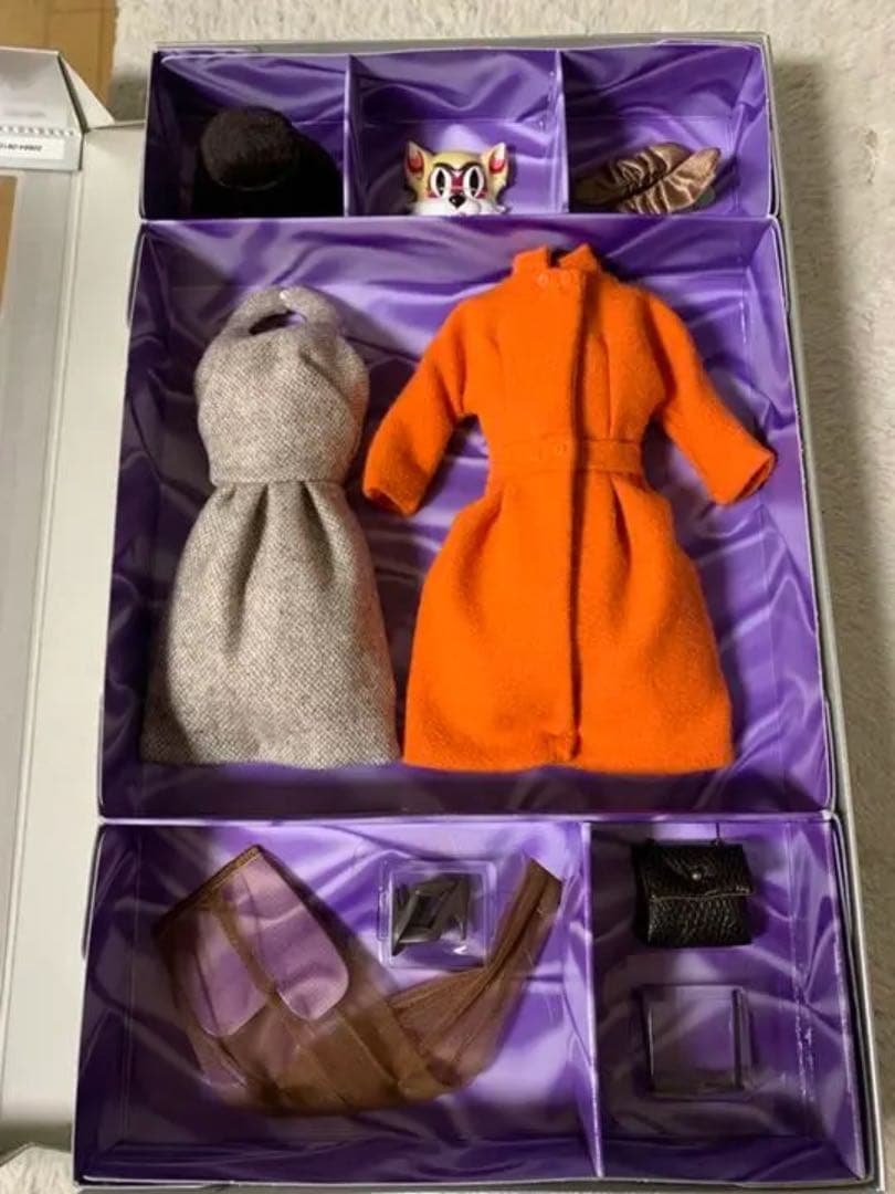 Barbie バービー人形　ドレスセット