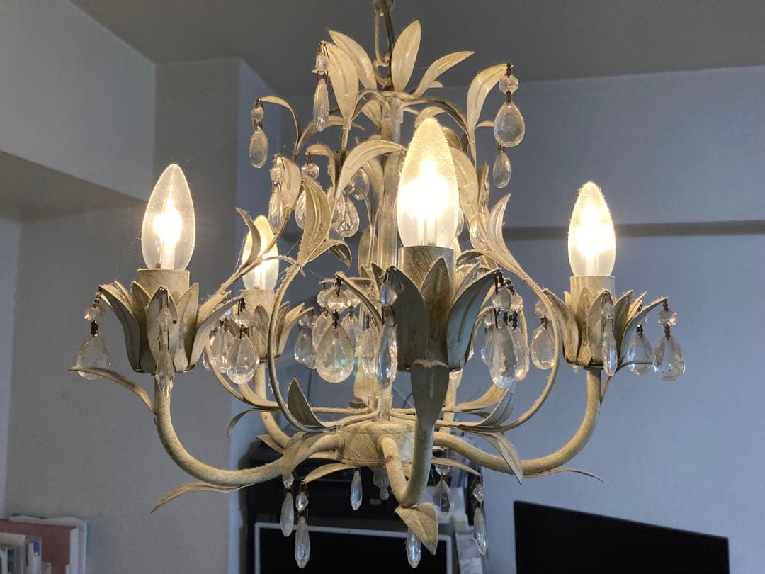 ローラアシュレイ　シャンデリア　5灯