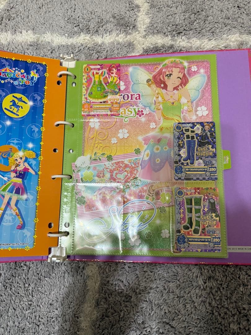 AIKATSU! 9POCKETS BINDERとアイカツカード38枚