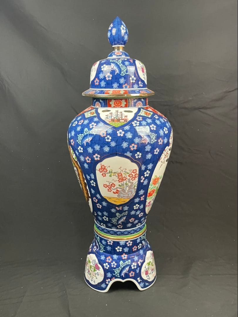 有田焼 金龍堂 博山作 特大沈香壺 落款付 花鳥図 獅子 雉 唐草紋飾り壺 飾壷