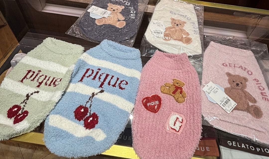 GELATO PIQUE 犬服 フリース素材
