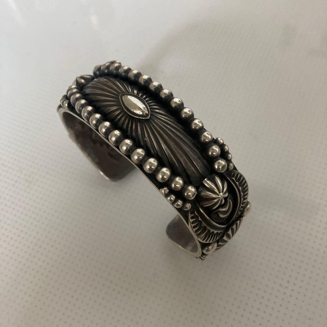 美品 デルバードゴードン　バングル　ナバホ族