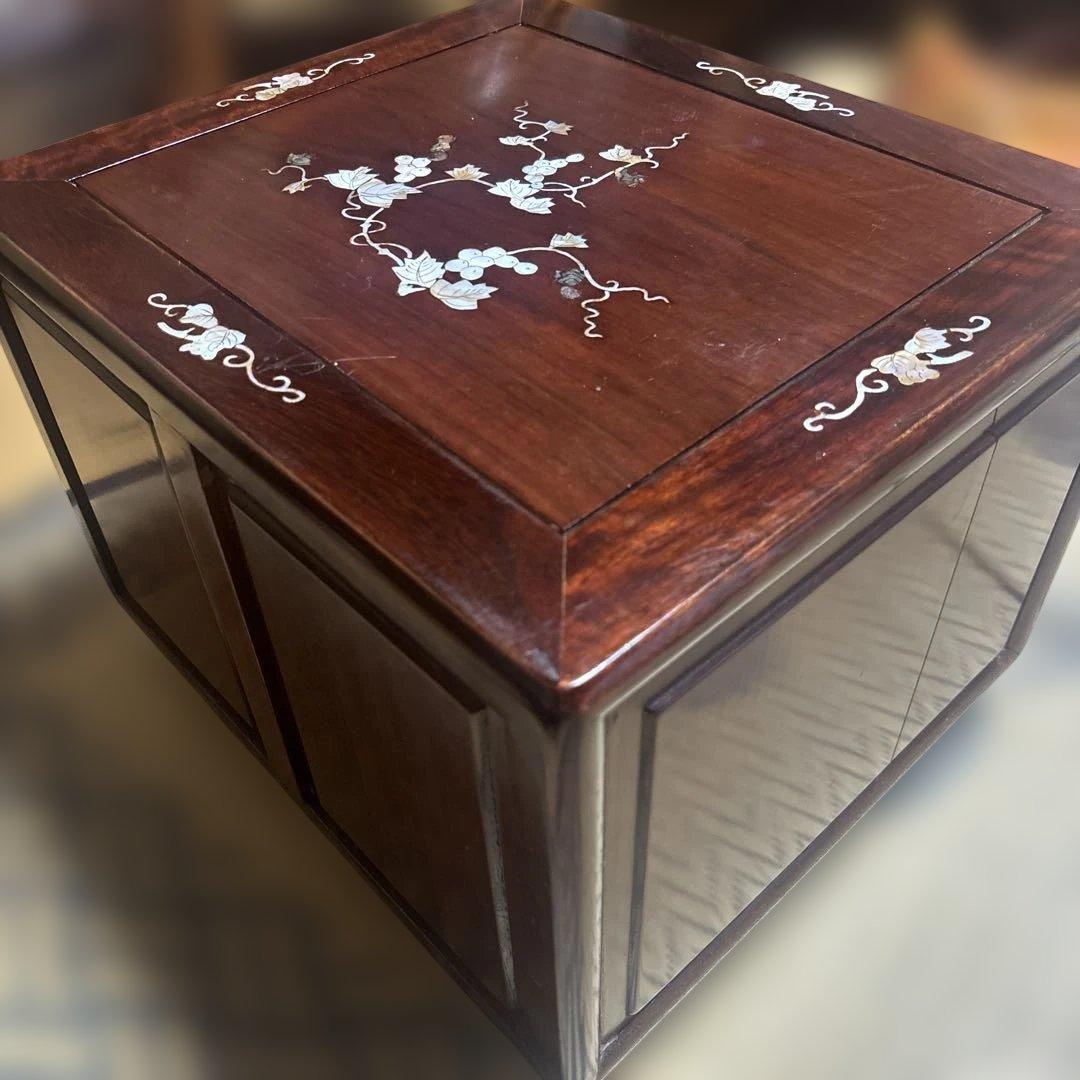 高級銘木 唐木 花梨無垢 螺鈿細工 木製3段小引き出し 箪笥 葡萄装飾 ①