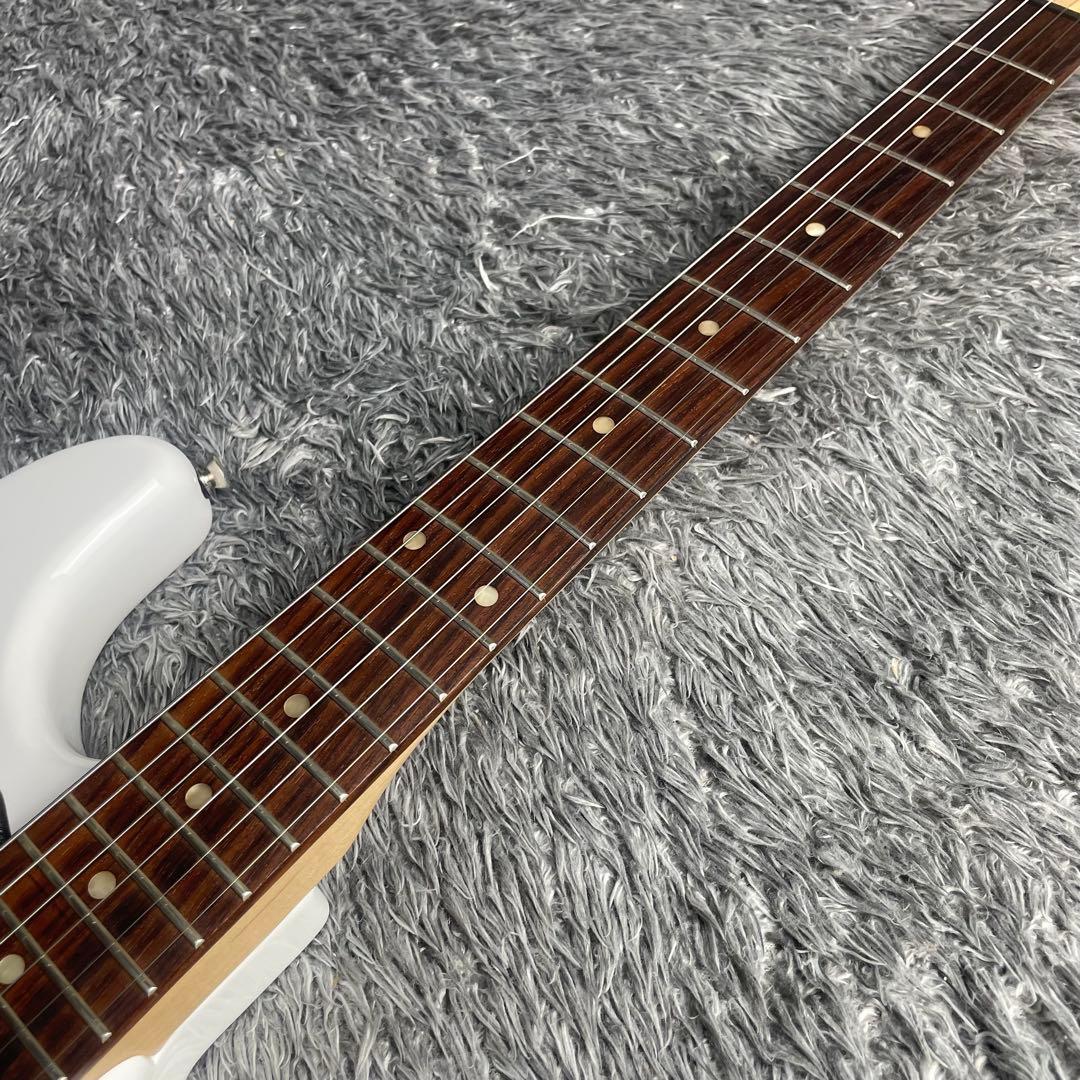 ギター Squier Affinity Stratocaster SSH