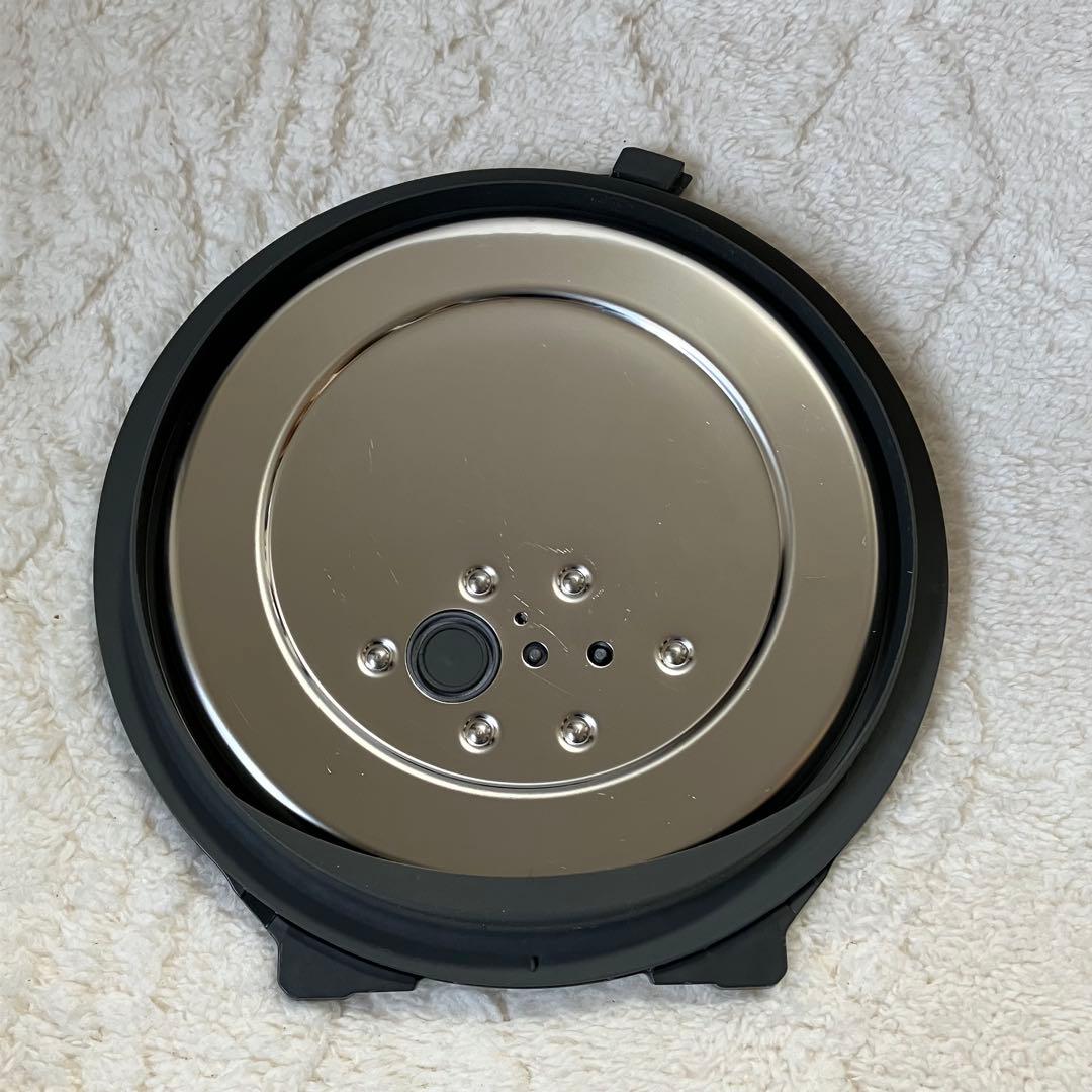 Panasonic SR-NA102 IH炊飯器 2023年製　ブラック