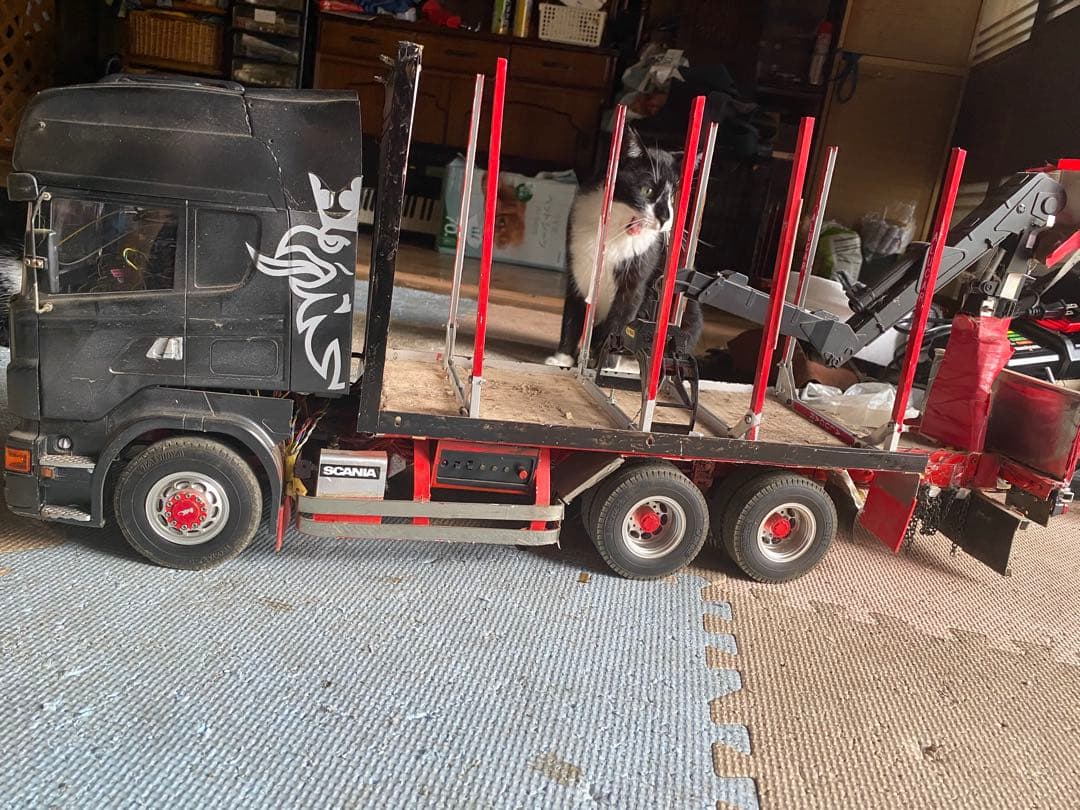 タミヤ　1/14 スカニア原木運搬フルトレーラー仕様　フルオペ