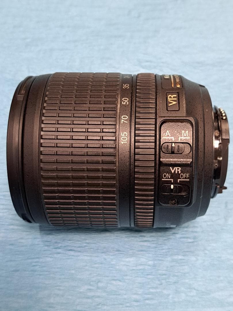 新春特別特価　Nikon D3100【大人気のメタリックRED】 ズームレンズ