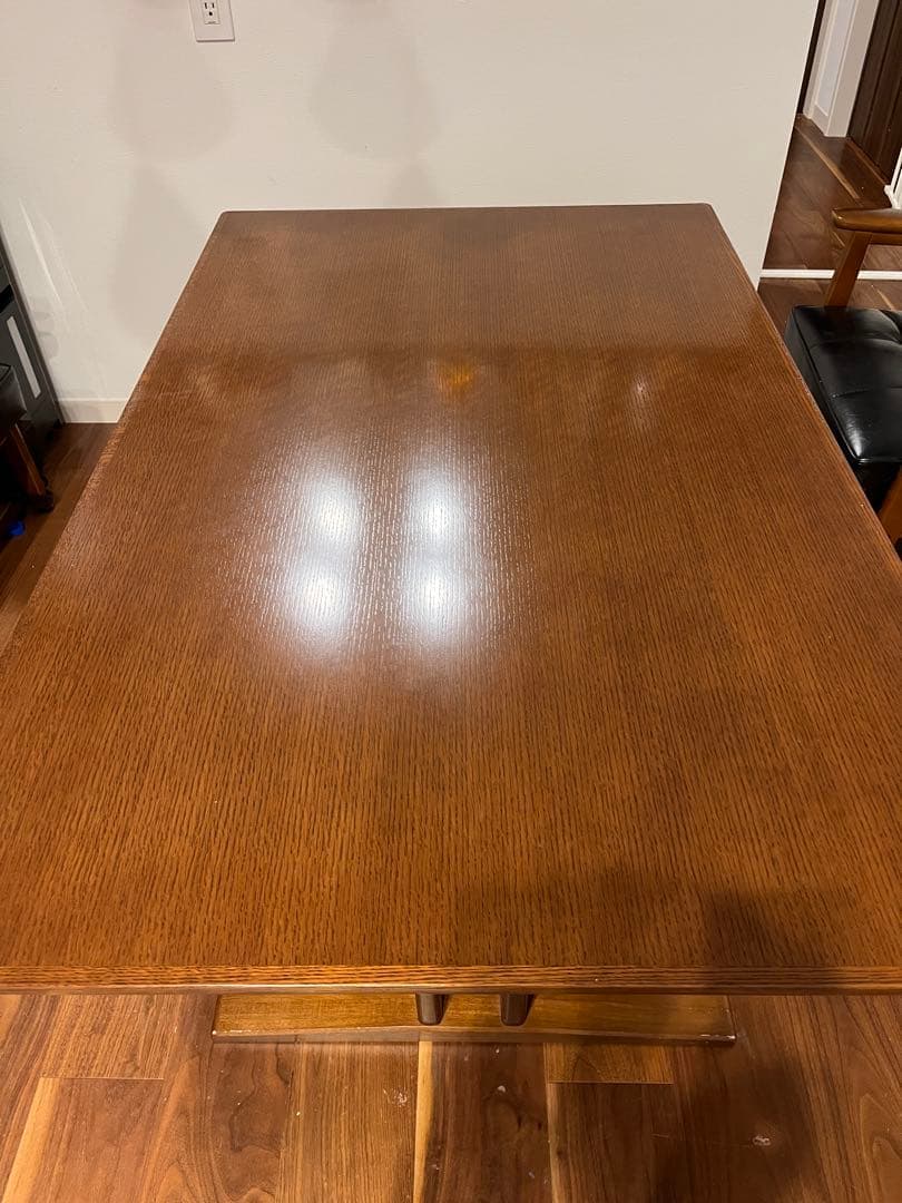 【大幅値下げ！】カリモク60 LDテーブル　T1300 ダイニングテーブル