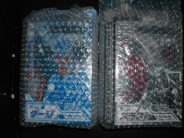 限定 トランスフォーマー ダージ スラスト 新品 変形 ヘンケイ ゲンテイ！