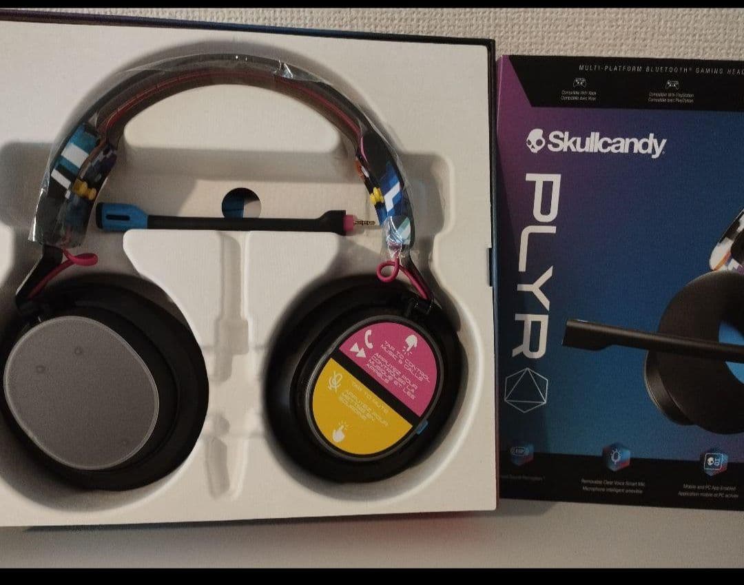 スカルキャンディ PLYR ヘッドホン