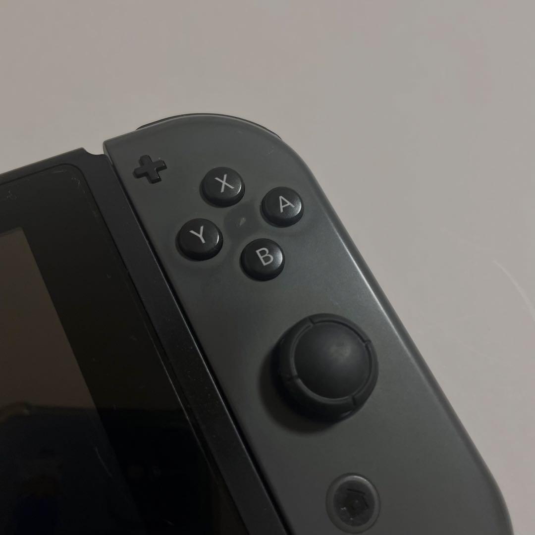 Nintendo Switch 本体 ※コントローラーに問題あり