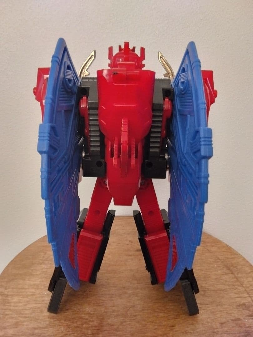 伝説の勇者ダ・ガーン　ドラゴン変形　レッドガイスト