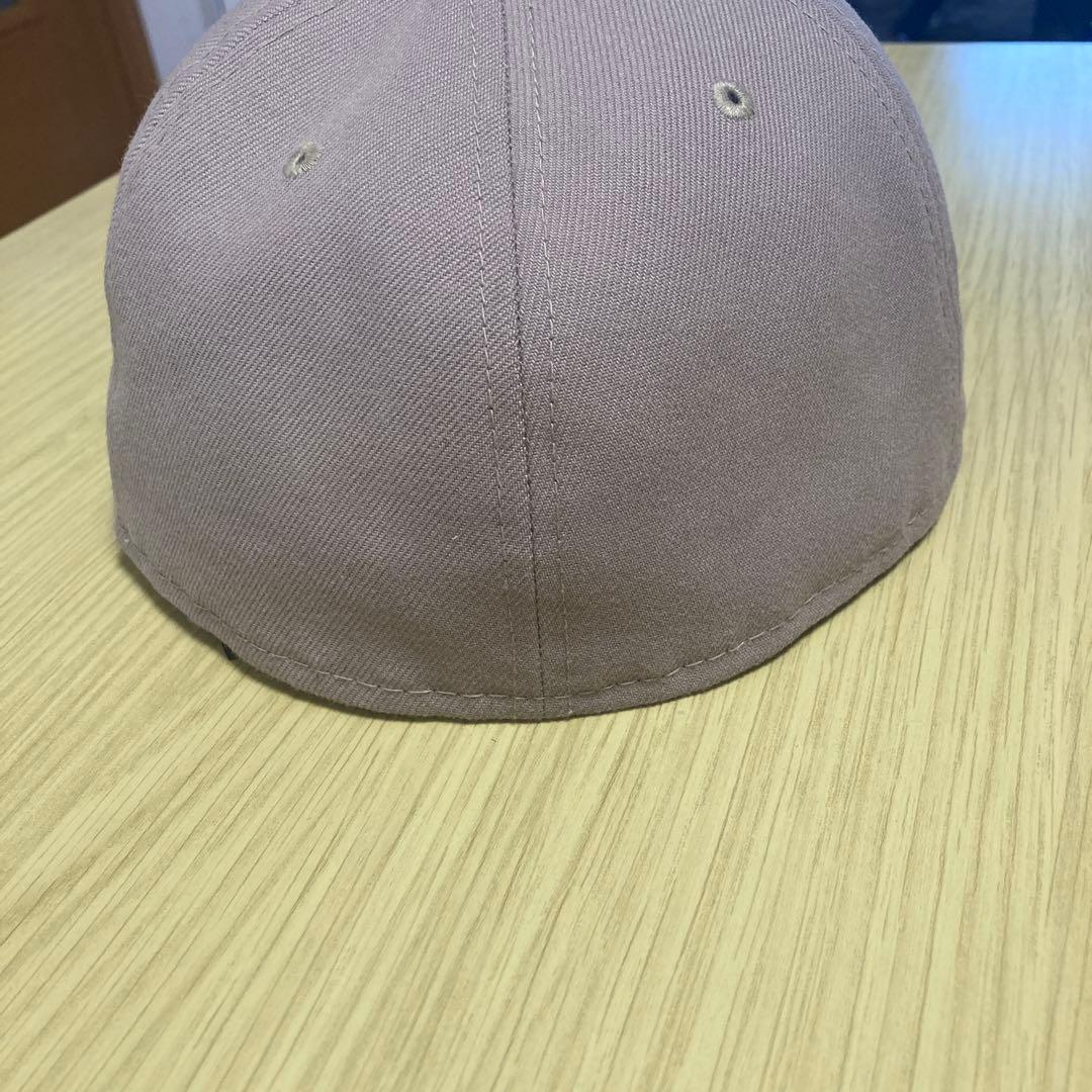 ハルノ　美品Stüssy 59FIFTY ベージュ キャップ 7 1/2