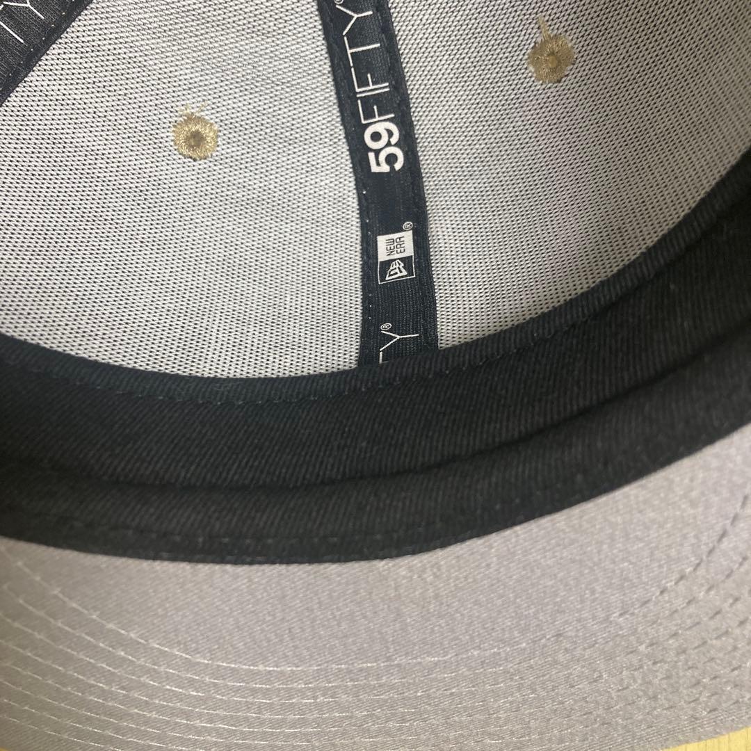 ハルノ　美品Stüssy 59FIFTY ベージュ キャップ 7 1/2