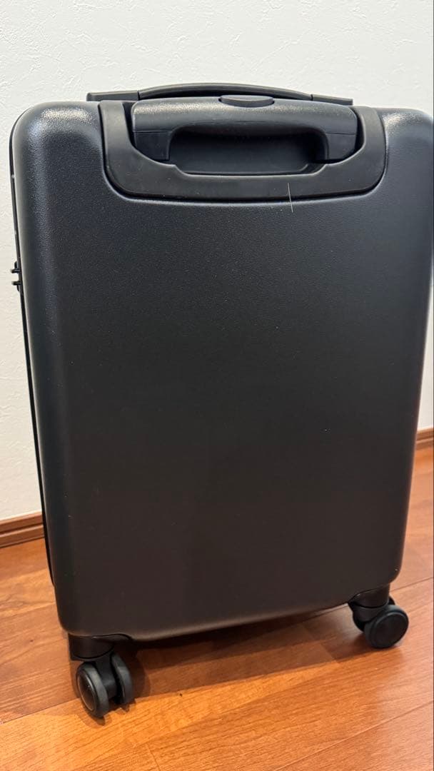 BMSG 中型キャリーケース ブラック