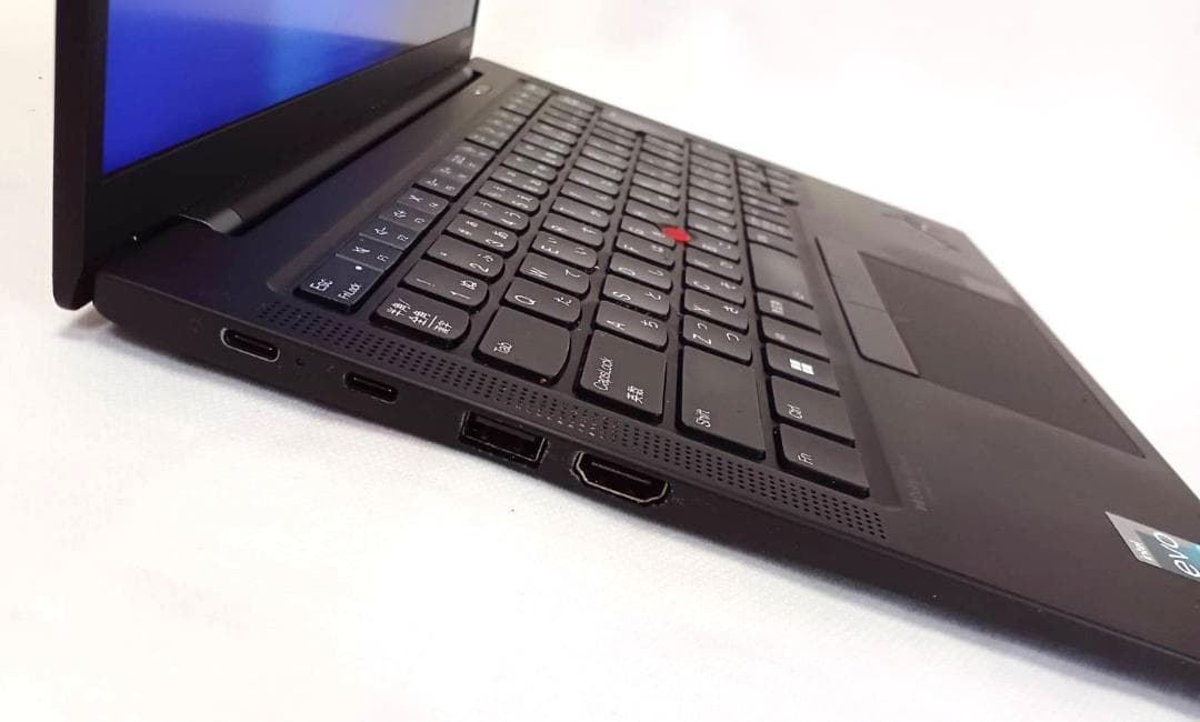 美品 薄型 ThinkPad X1 Carbon Gen 10 i7 12世代