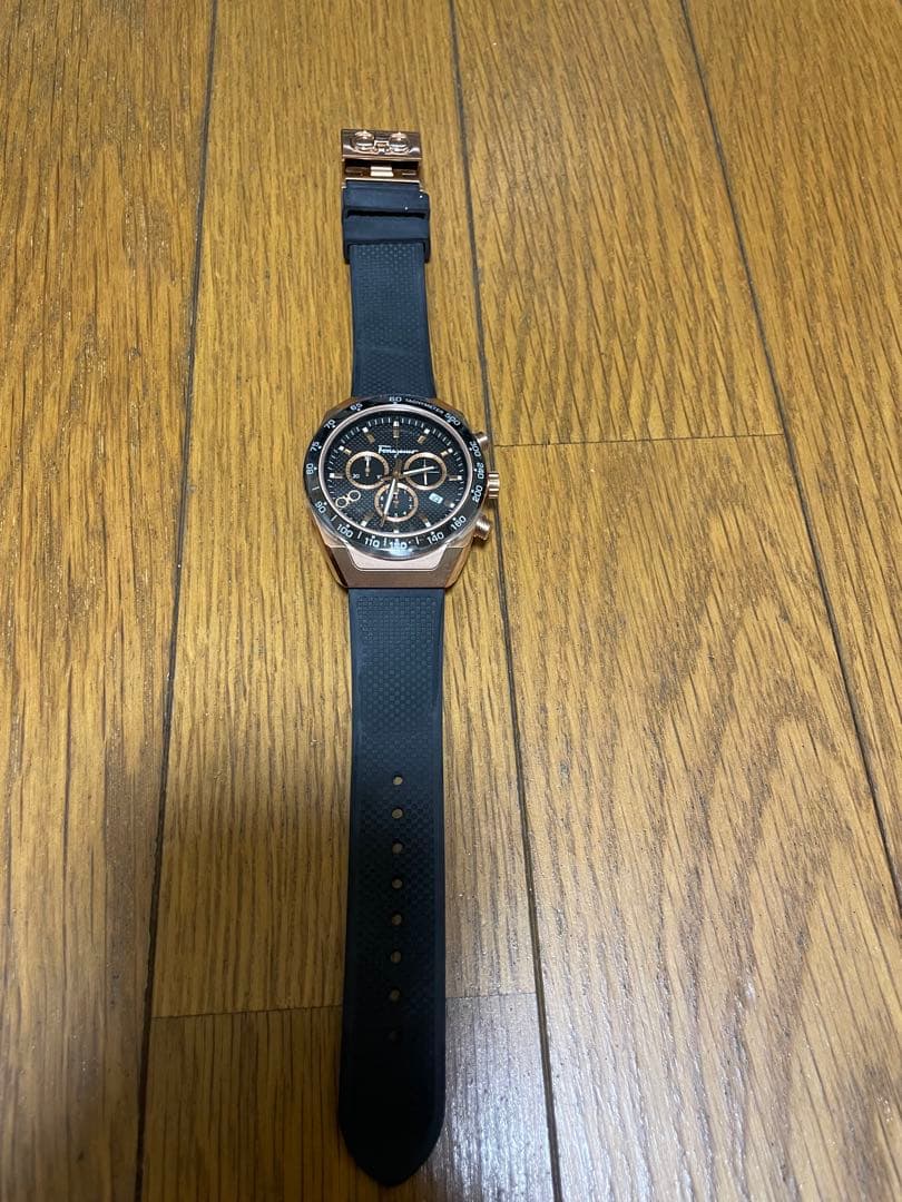 Salvatore Ferragamo ラバーベルト 時計