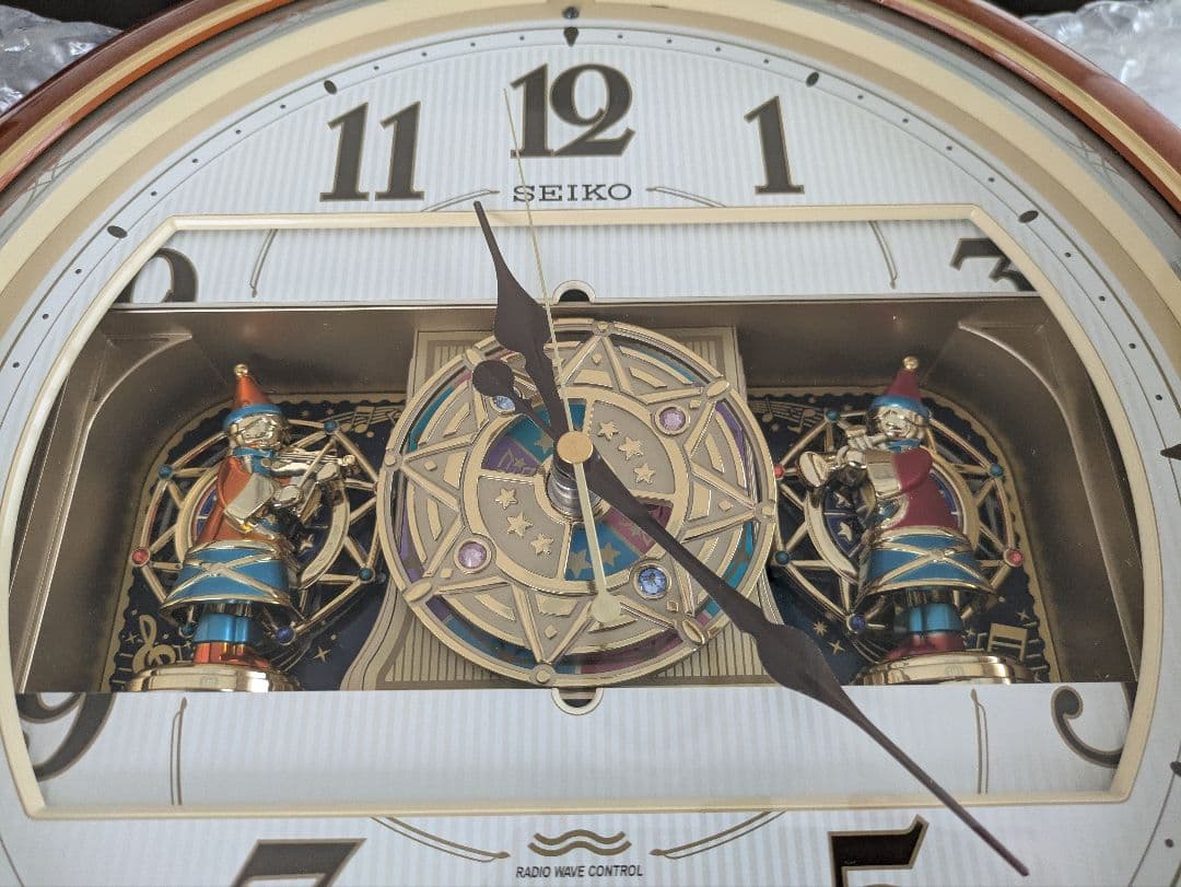 SEIKO 掛時計　電波クロック　からくり時計　RE559H