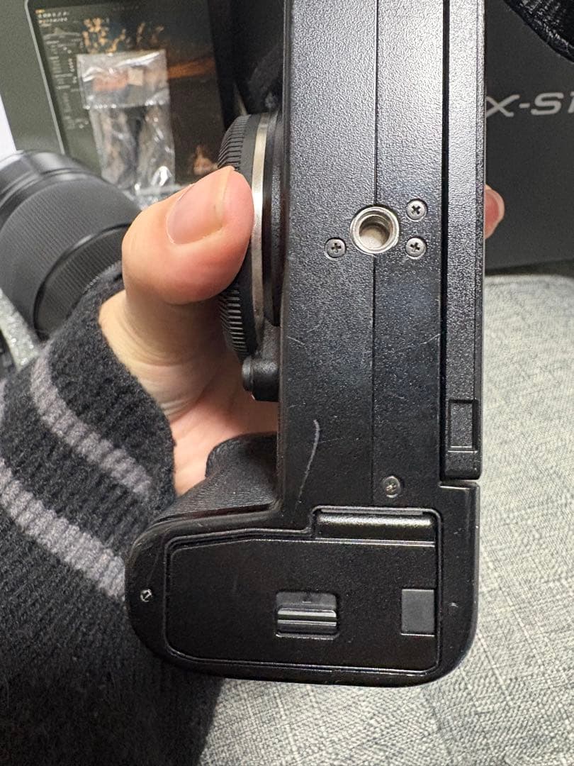 T*a様 FUJIFILM X-S10 ミラーレスカメラ 本体とレンズ付き