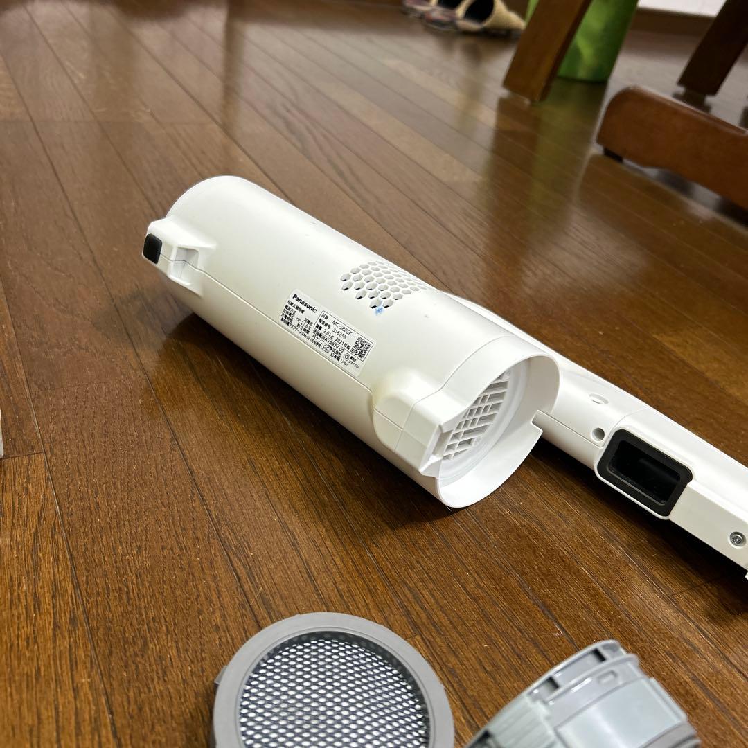 Panasonic MC-SB85K コードレス スティック掃除機　中古