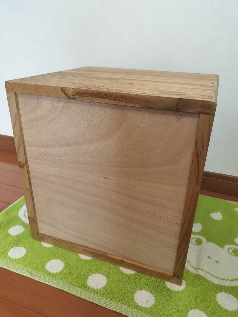 カントリー家具　９ハートの３段チェスト