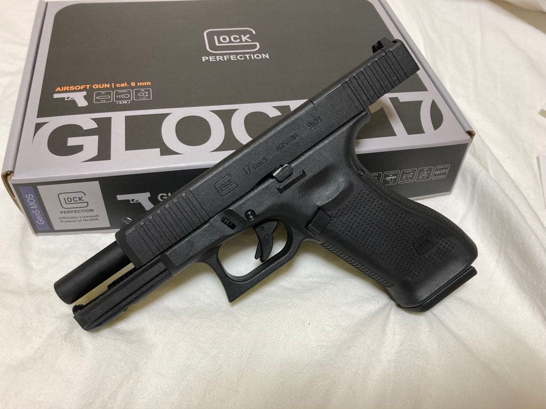 バトン　Glock グロックG17 Gen5 MOS C02【予備マガジン付き】