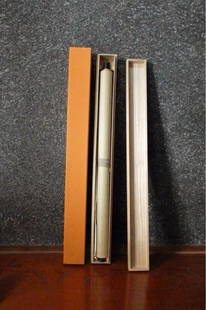 2077様感謝‼️風かほる‼️肉筆　掛け軸　「桜にすずめ」吉田公均　作　春彼岸