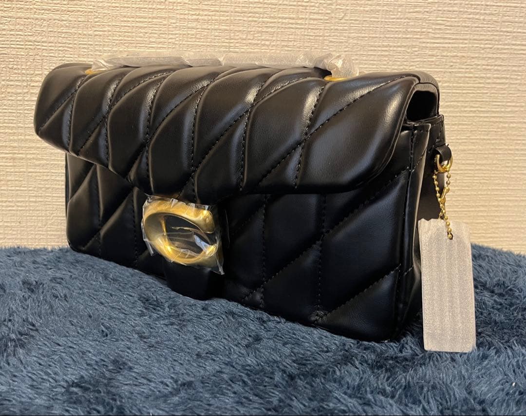 【新品】COACH タビー ショルダー バッグ 26・キルティング　ゴールド