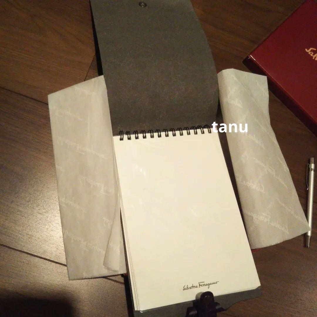 レア品☆匿名配送☆フェラガモ メモ帳 ノート