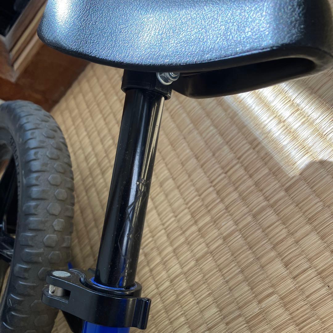 STRIDER 12 バランスバイク 青