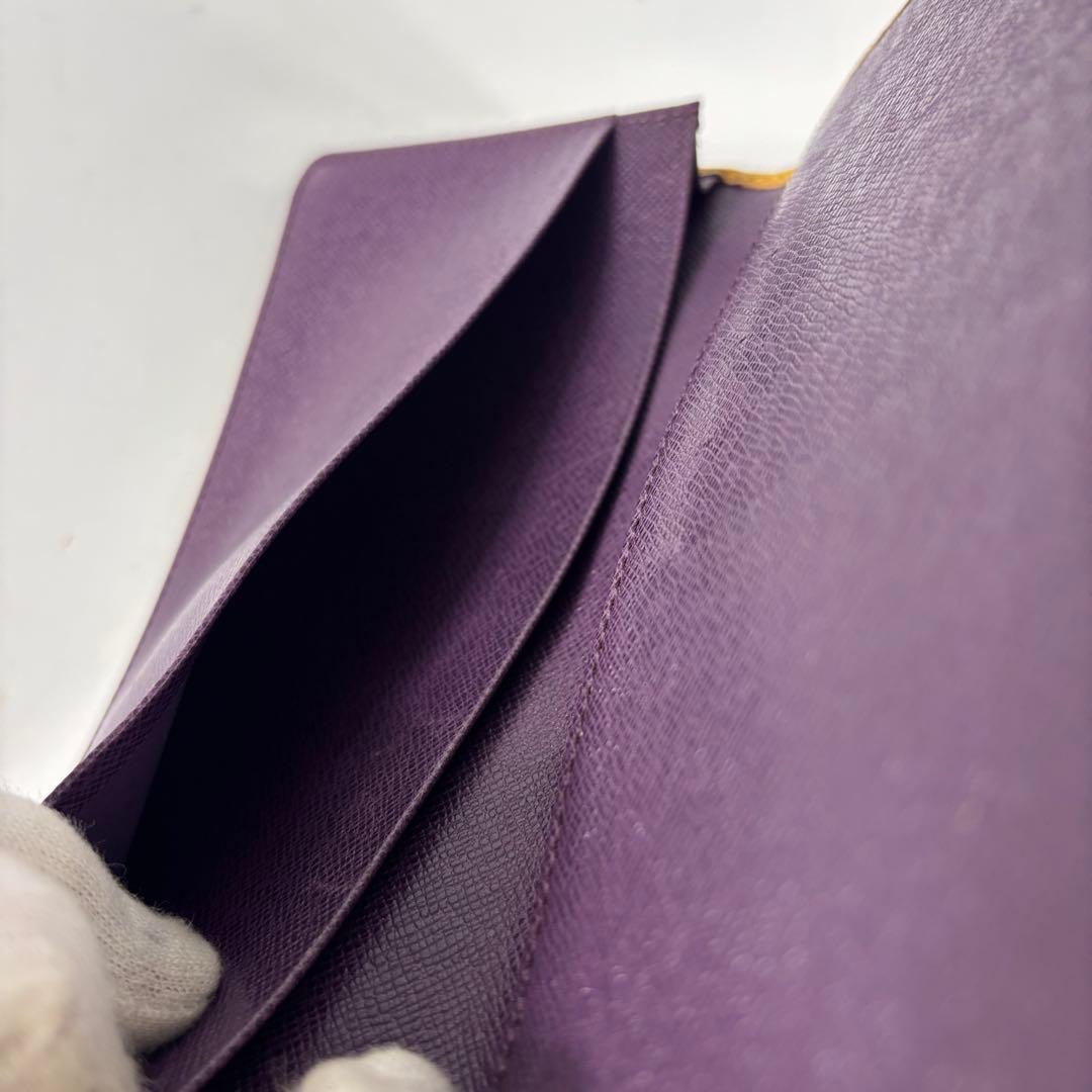 ルイヴィトン エピ ポルトカルトクレディエン 二つ折り長財布　M63219