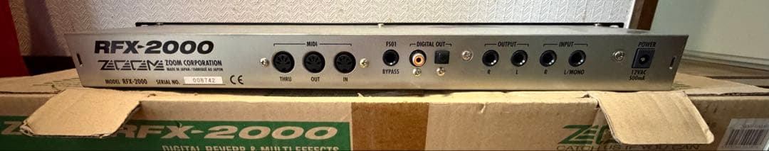 希少品　ZOOM RFX-2000（デジタルリバーブ＆マルチエフェクター）