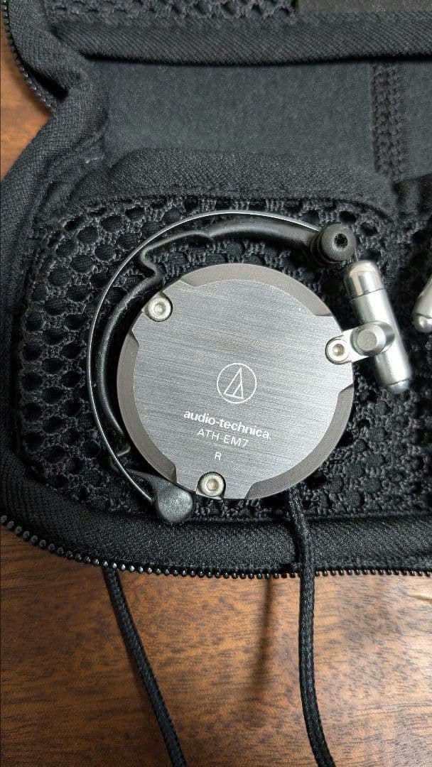 audio-technica ATH-EM7 イヤホン ケース付き