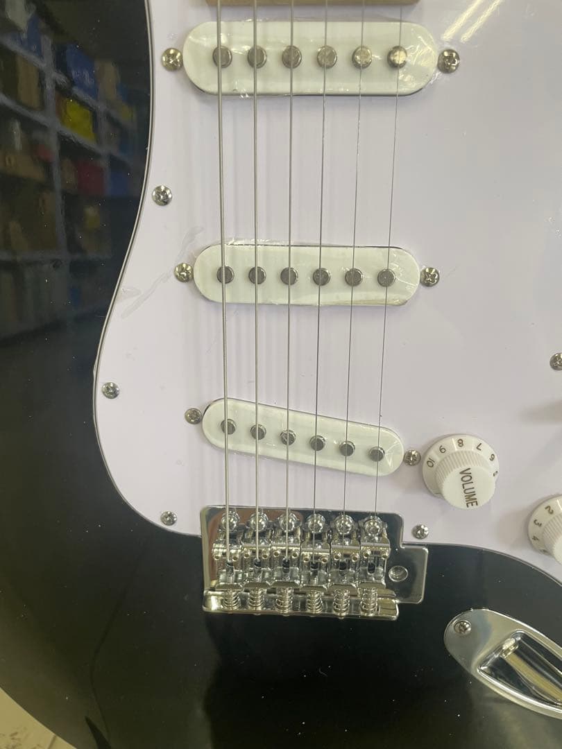 ストラトキャスター　エリッククラプトン仕様　１台限り