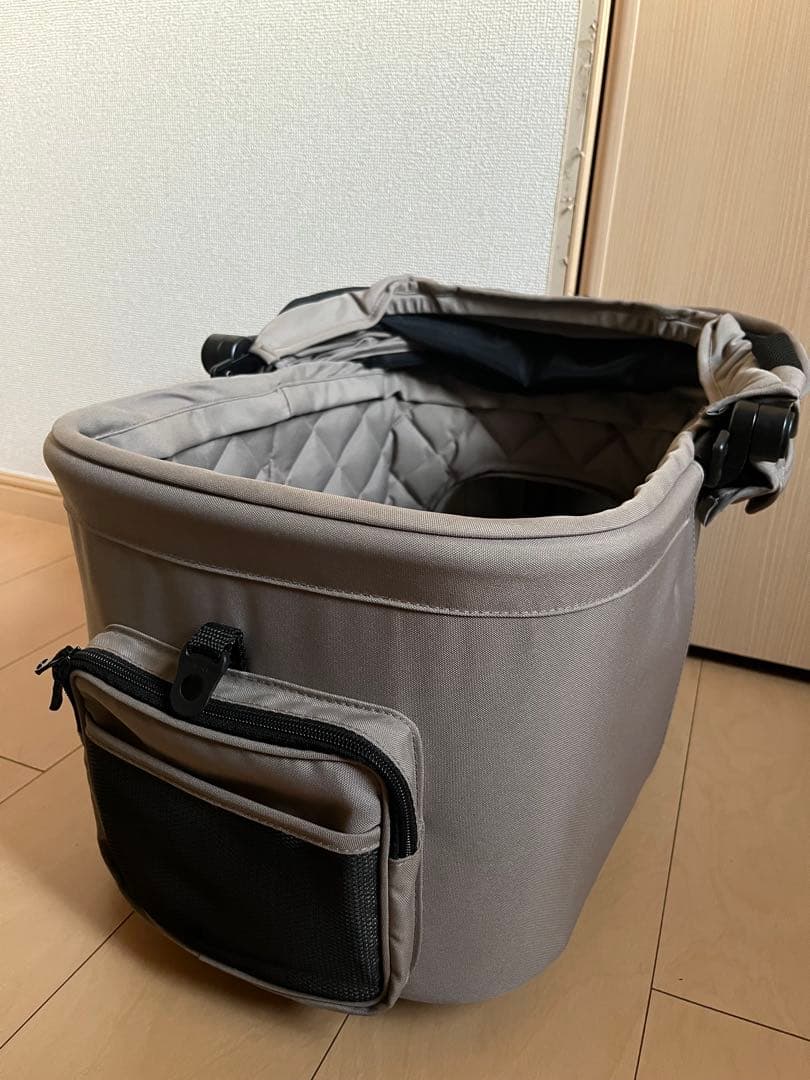 ベージュ 折りたたみ式 ペットカート