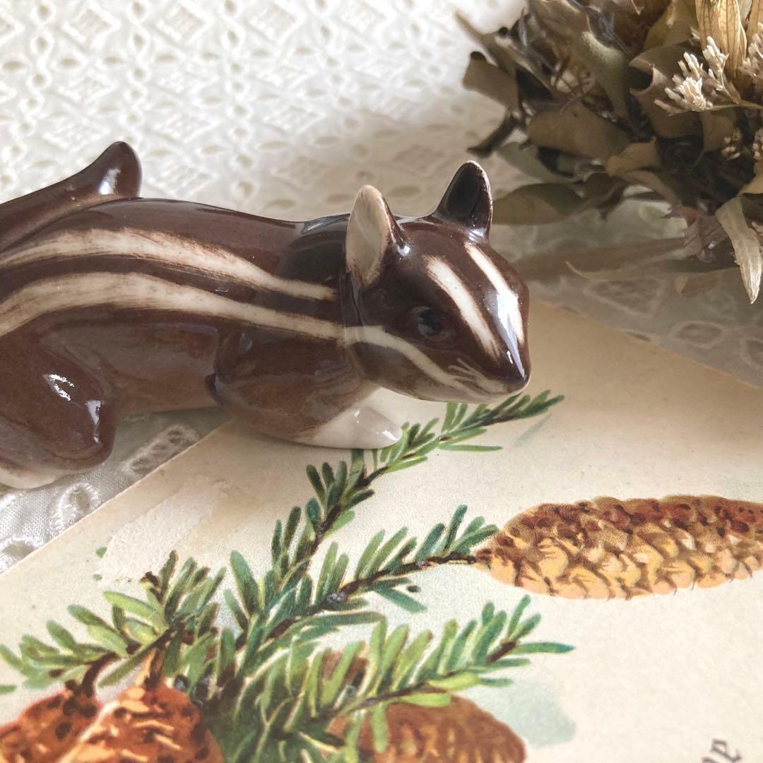 ロモノーソフ　フィギュリン（フィギュア)置物 りす　希少シマリス　お探しの方に♪