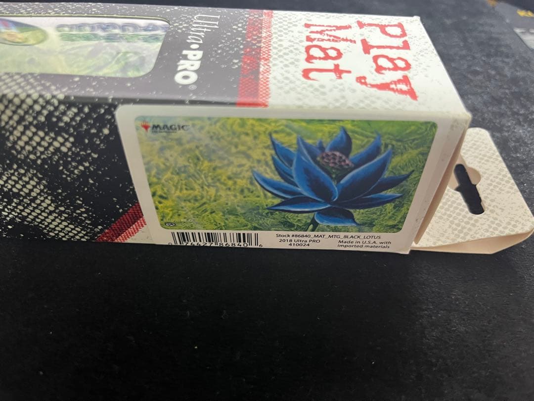 ブラックロータス　プレイマット　新品、未使用