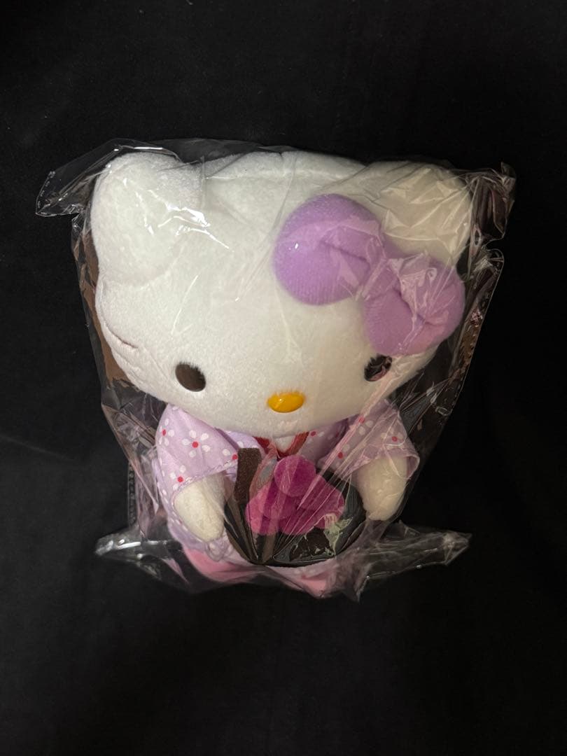 ご当地キティ　サンリオ　ハローキティ　着物ぬいぐるみ　ぶどう　月見　限定