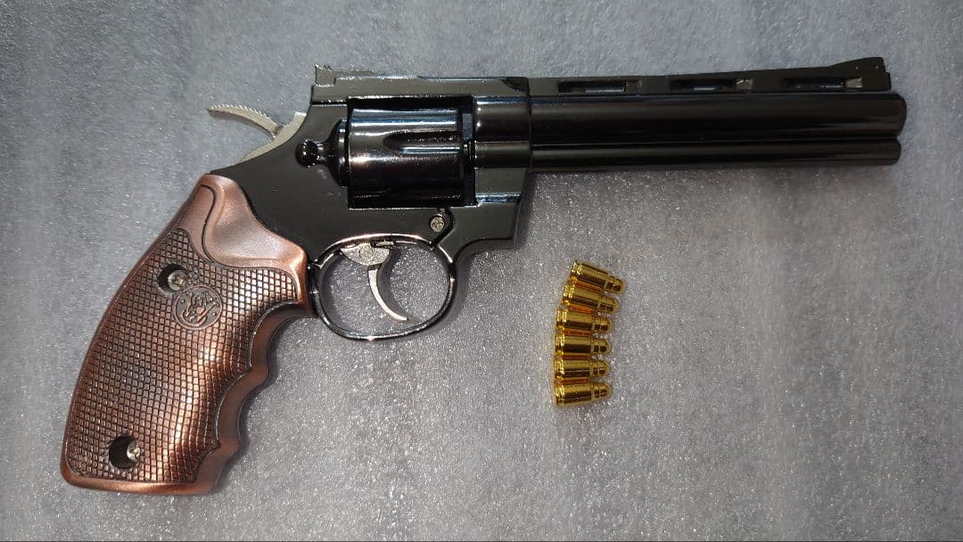 1:2サイズ　ミニチュアガン　コルト　アナコンダ　　ミリタリー