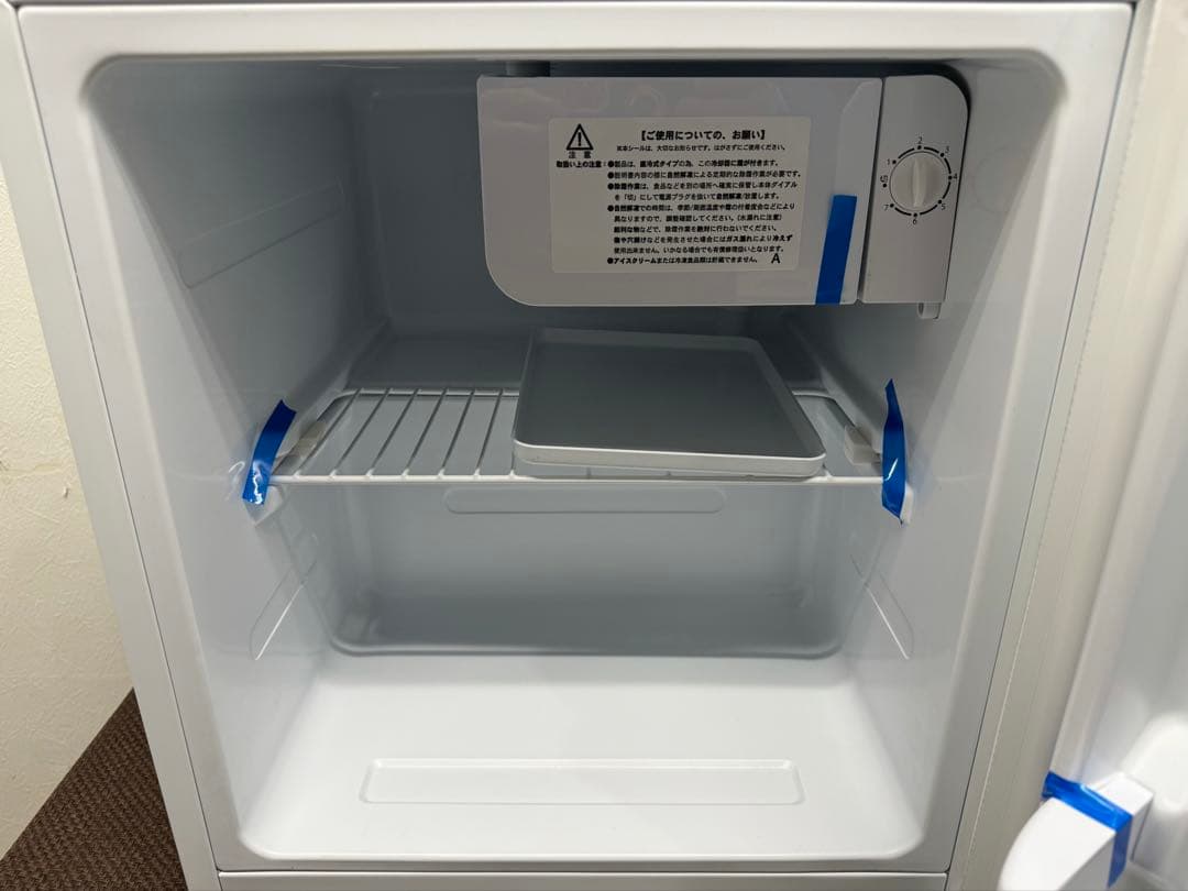 美品　アビテラックス　冷蔵庫　４５L　右開き　２０２２年製　AR-45KS