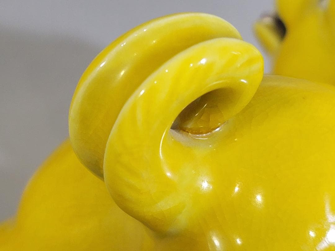 DT590 可愛い 黄釉 犬 駒 置物 陶製