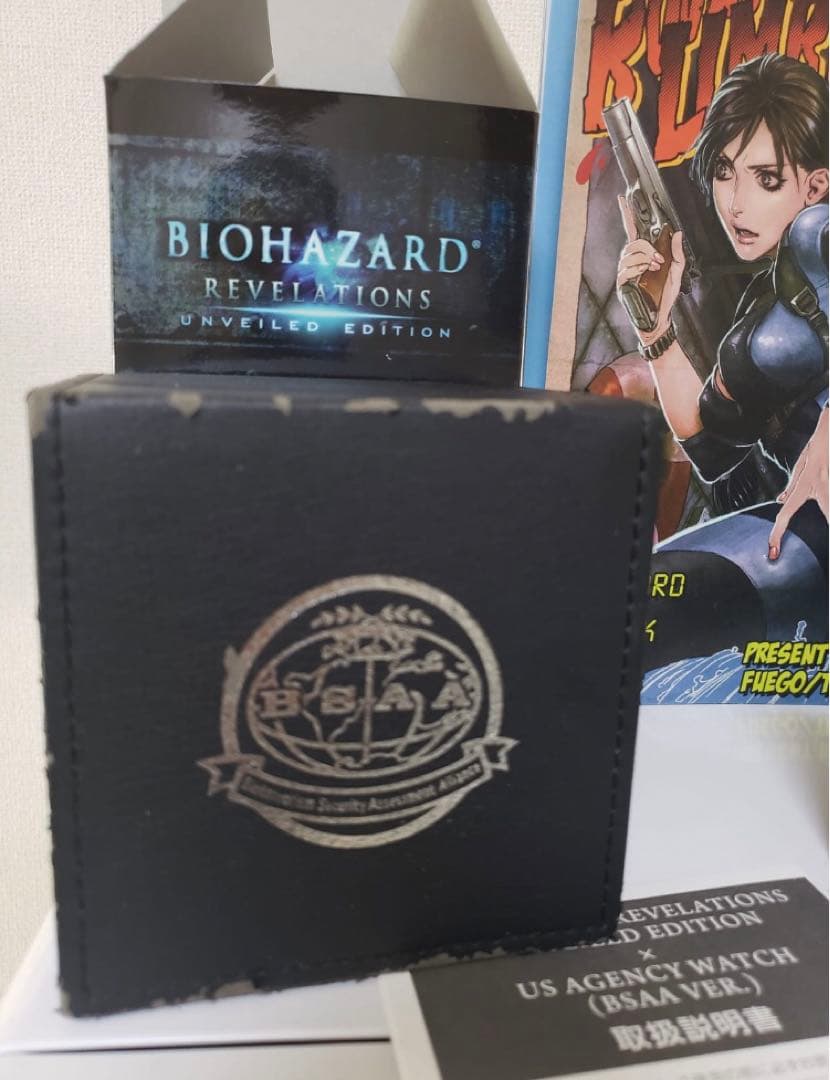 バイオハザード リベレーションズティッシュコミック本ライター時計箱未開封DVD。