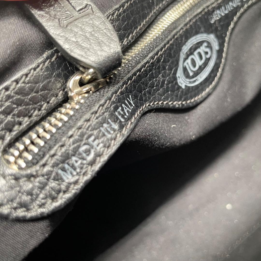 12496✨トッズ ミキー ワンショルダーバッグ 金具 レザー ハンドバッグ