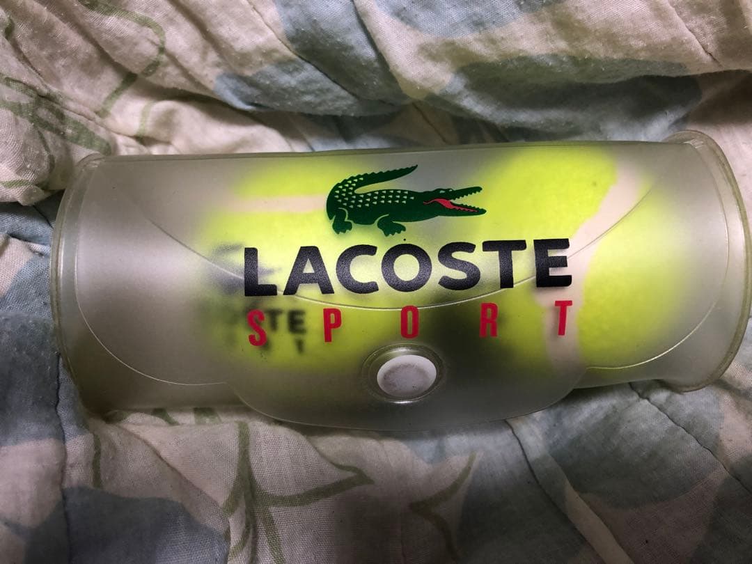 LACOSTE 期間限定イベント品 テニスボール+ルービックキューブ