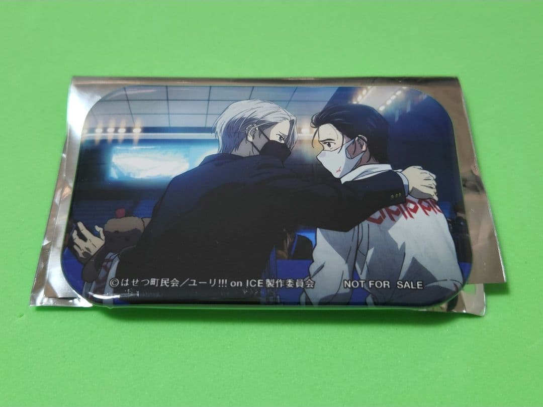 【希少】ユーリ!!! on ICE MIZUNO ミズノ 缶バッジ
