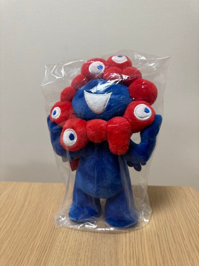 新品未使用 EXPO2025 万博 ミャクミャク ぬいぐるみS 自立式 月曜発送