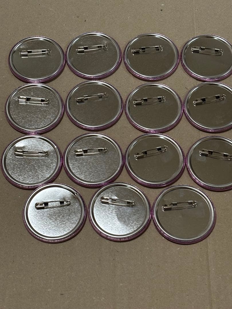 シャニマス　真乃　オーロラ缶バッジ　セット