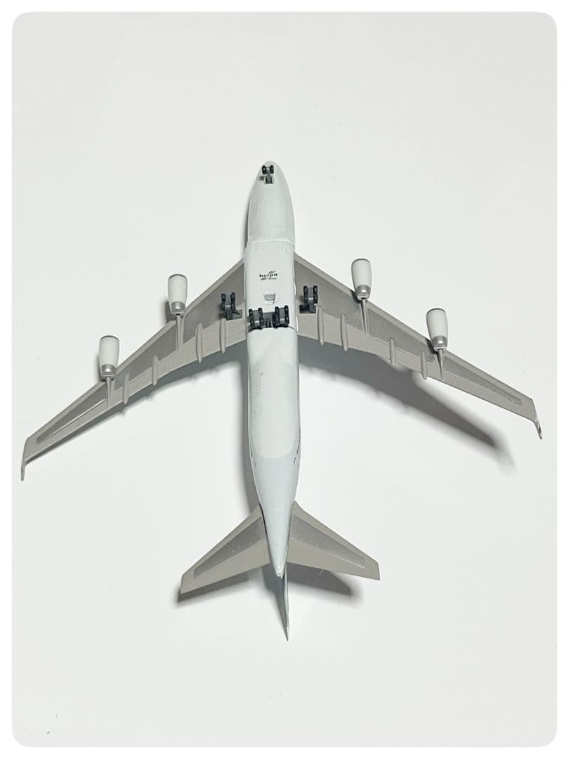 ★レア品★CathayPacific1/500 Boeing 747-400